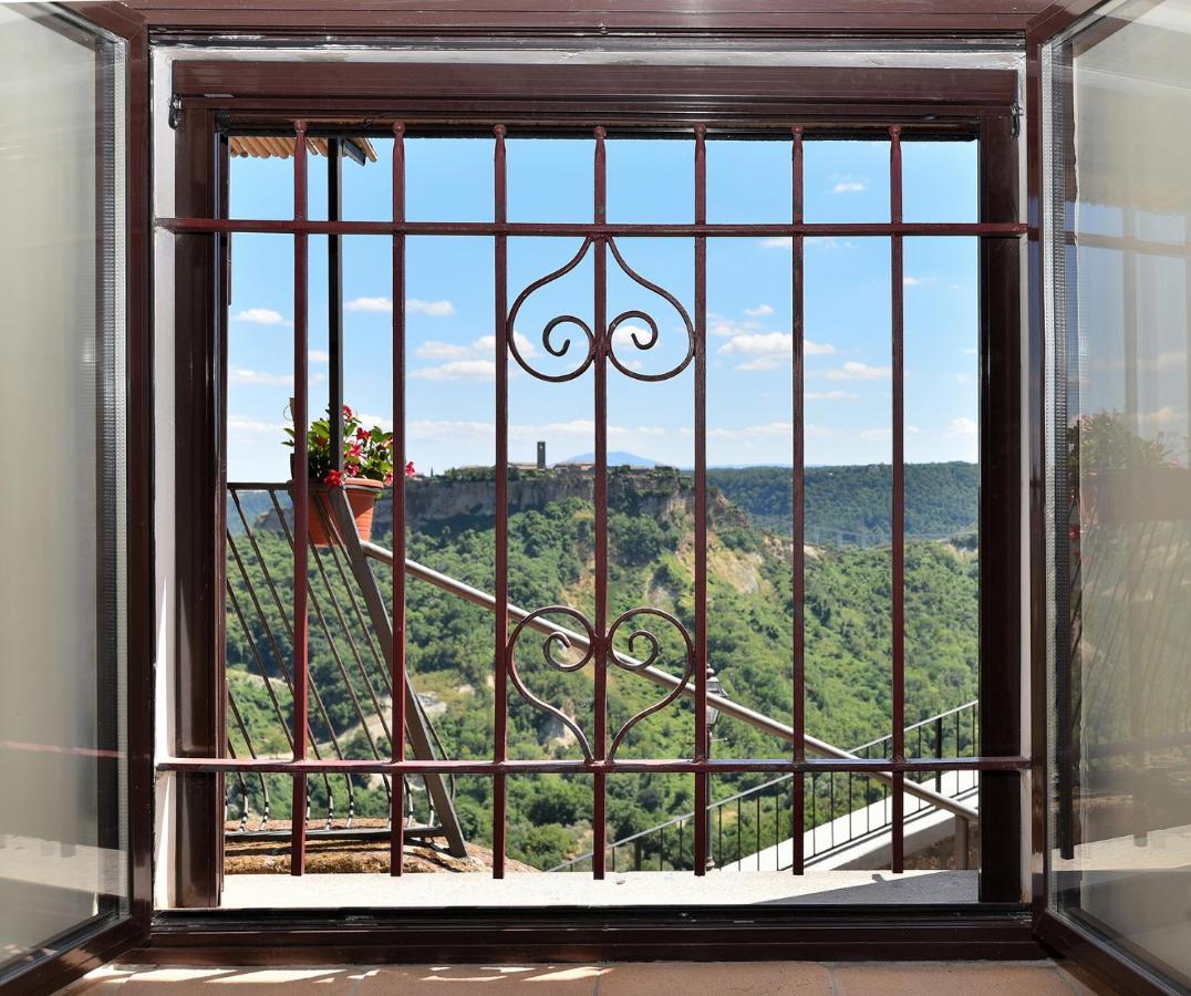 Le Calanque La Terrazza Su Civita Lubriano Exteriér fotografie